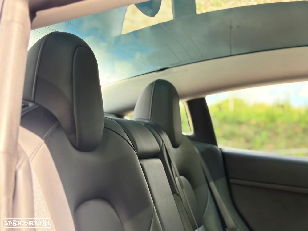 Tesla Model 3 Tração Traseira Premium - 27