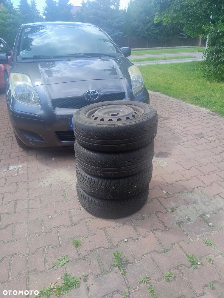 Toyota Yaris 1.0 Luna A/C - 29