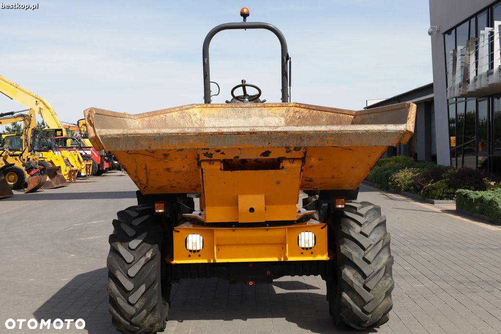 Thwaites MACH2066 - 11