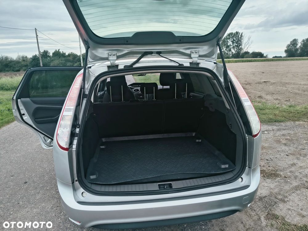 Ford Focus - 17