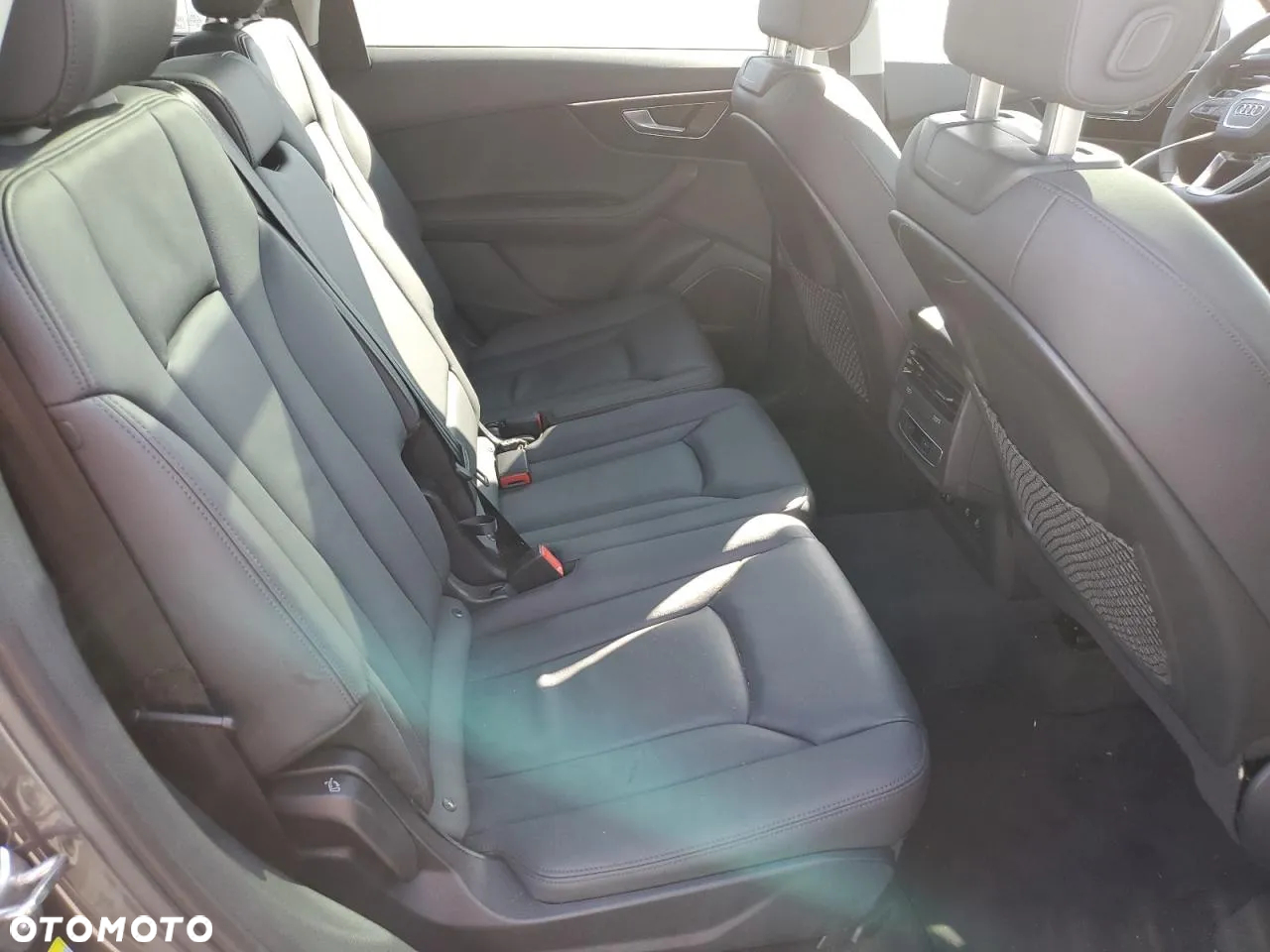 Audi Q7 - 10