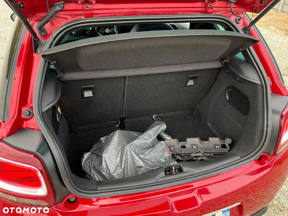 Citroën DS3 PureTech 110 Start & Stop EAT6 SoChic - 22