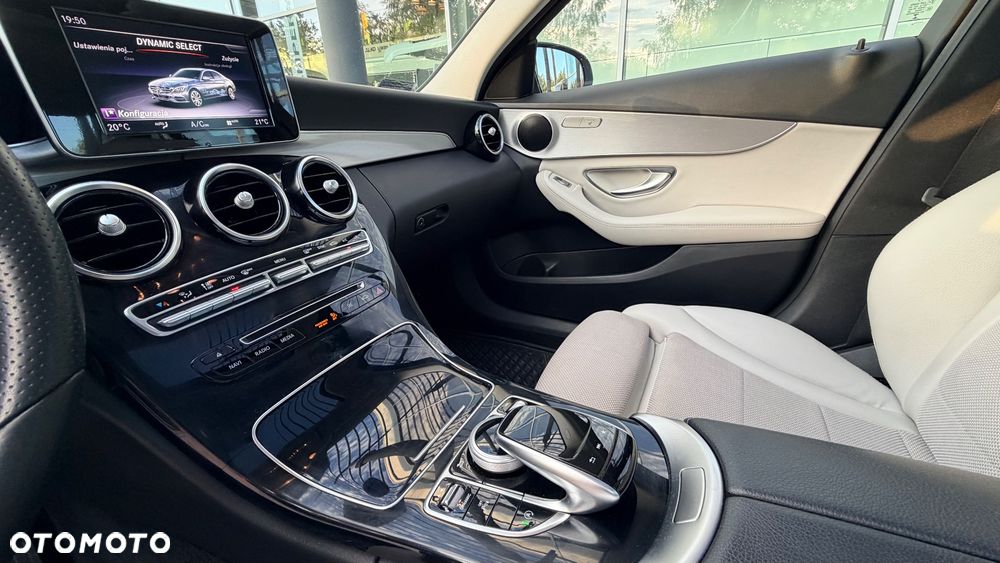 Mercedes-Benz Klasa C 180 9G-TRONIC - 8