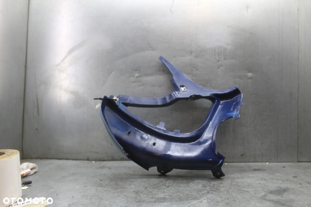 Aprilia habana 125 Bok boczek owiewka osłona lewa wypełnienie - 2