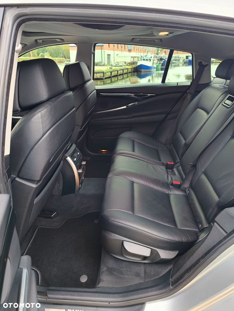 BMW 5GT 535d xDrive - 17