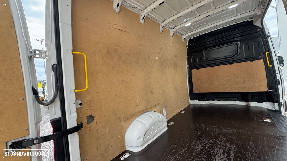 VW Crafter MAN TGE 2.0 TDI - 17