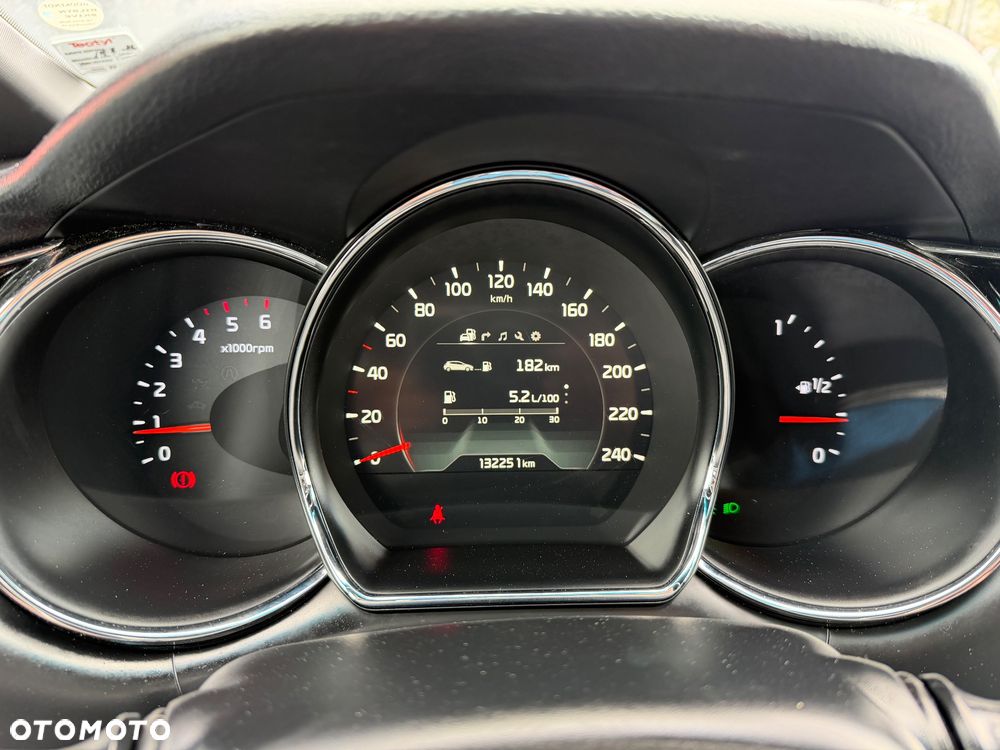Kia Ceed 1.6 CRDi 136 ISG GT Line - 16