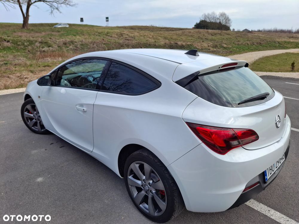 Opel Astra 1.7 CDTI DPF - 9