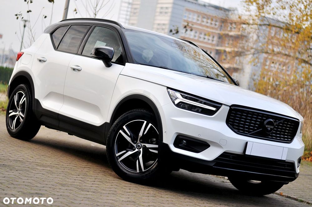 Volvo XC 40 T3 R-Design - 11