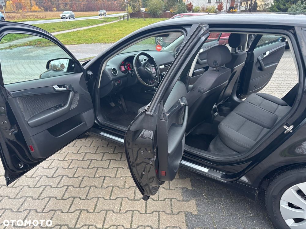 Audi A3 Sportback - 11