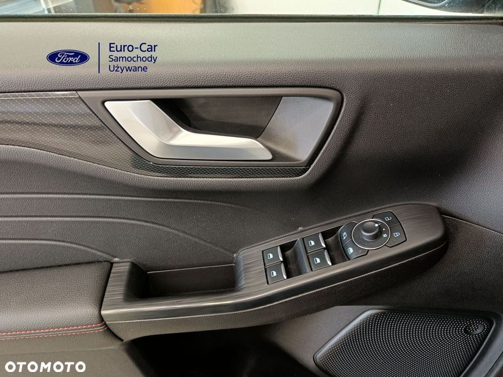 Ford Kuga 2.5P PHEV FWD ST-Line X - 28
