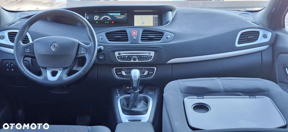 Renault Scenic 2.0 16V Privilege CVT - 13
