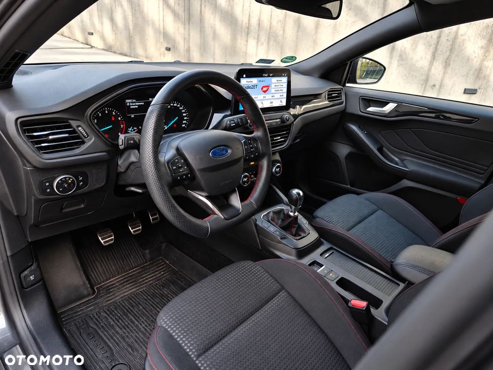 Ford Focus 1.5 EcoBoost ST-Line Business - 8