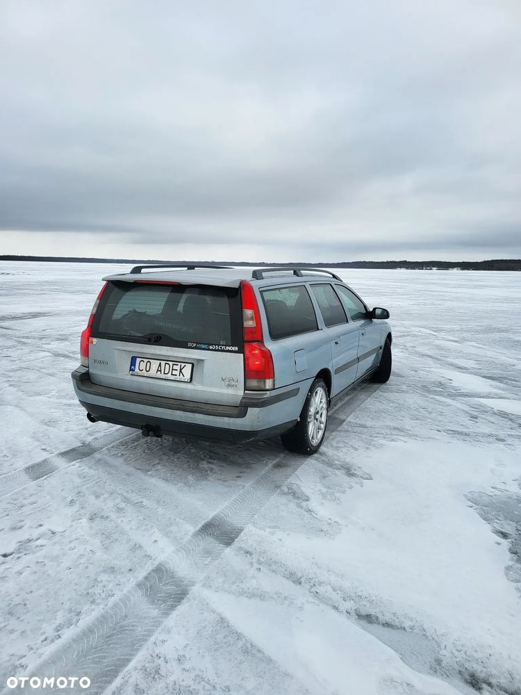 Volvo V70 2.4 AWD - 3