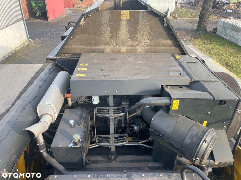 New Holland CX 8070 - 18