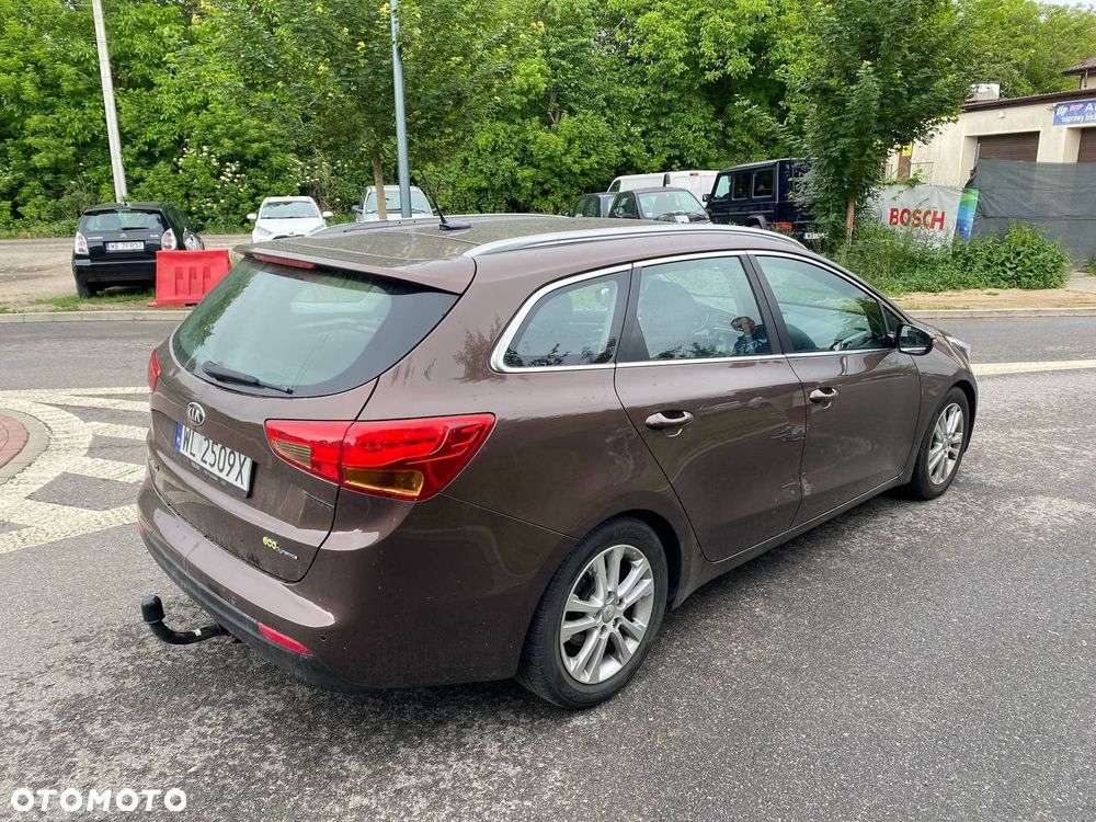 Kia Ceed 1.6 CRDi 128 Platinum Edition - 6