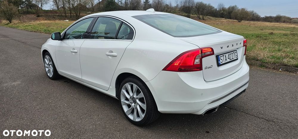 Volvo S60 - 18