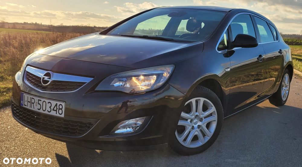 Opel Astra 1.4 Turbo Cosmo - 1