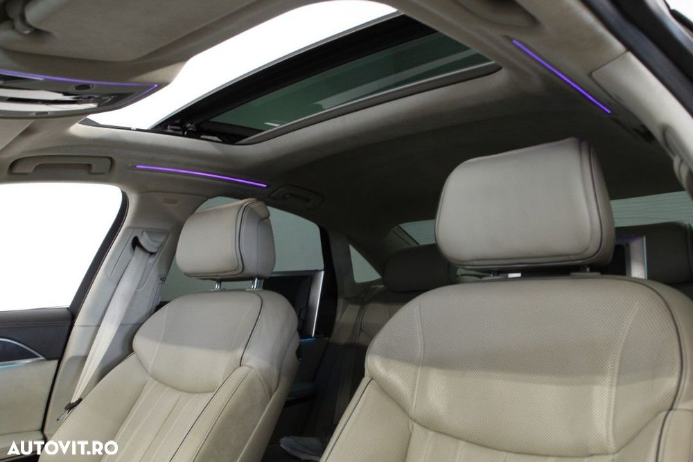 Audi A8 - 10