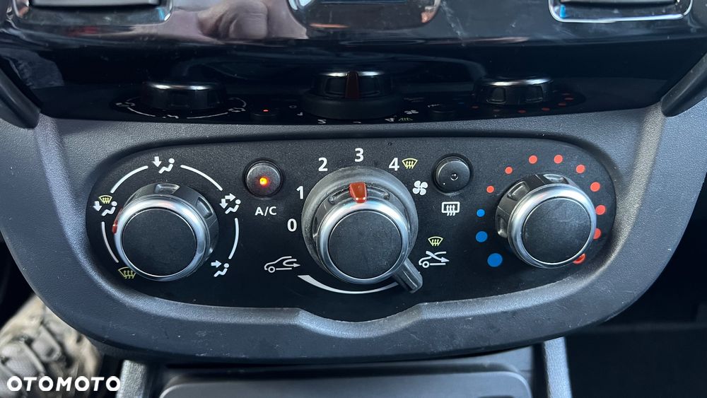 Dacia Duster 1.2 TCe Prestige S&S EU6 - 31