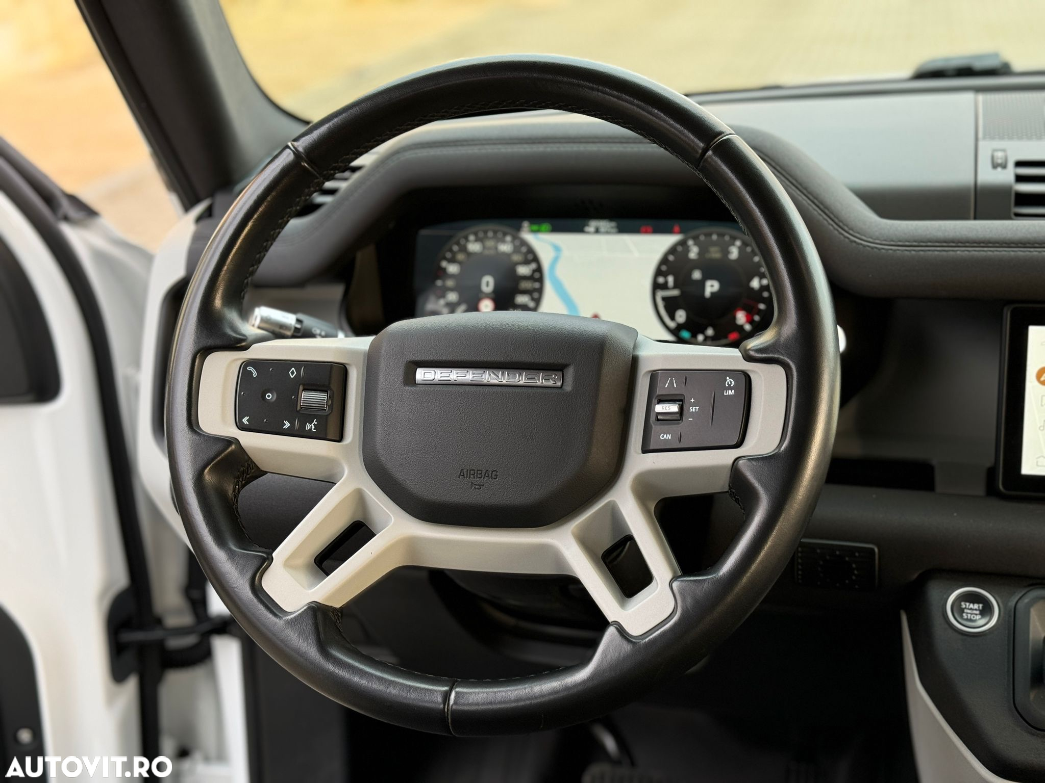 Land Rover Defender 110 2.0L D240 - 9