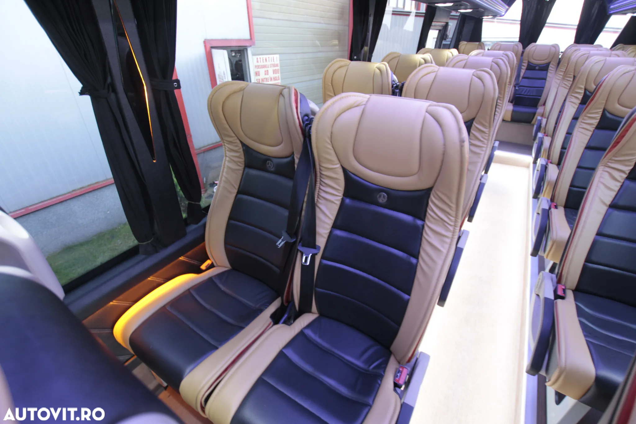 Mercedes-Benz Sprinter 719 29+1+1 locuri - 11