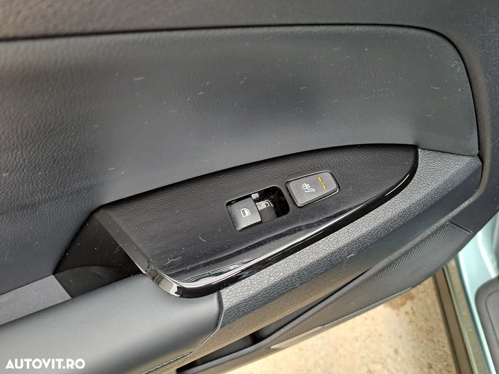 Kia Sportage 1.6 T-GDI MHEV 7DCT HP 4x2 Business Line - 19