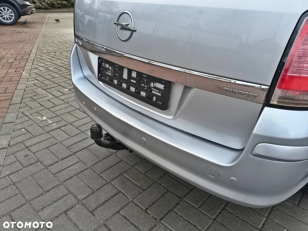 Opel Astra 1.6 Enjoy - 15