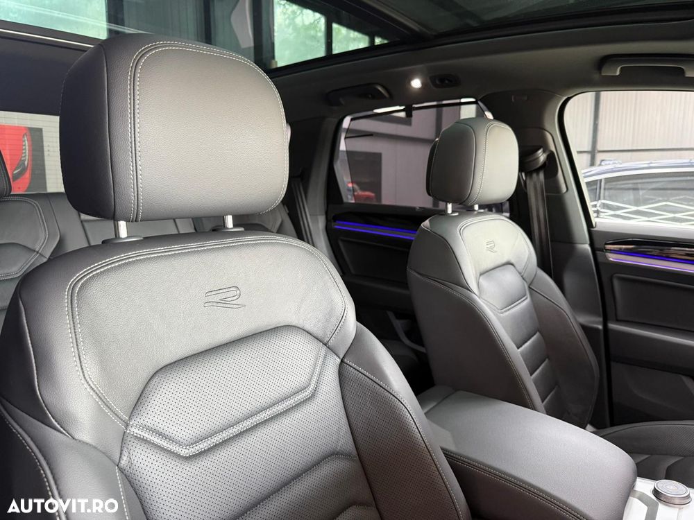 Volkswagen Touareg - 35