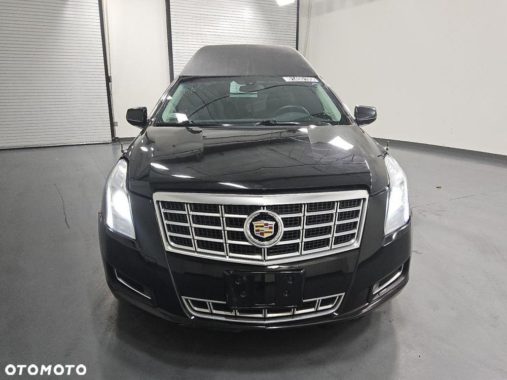 Cadillac XTS - 2
