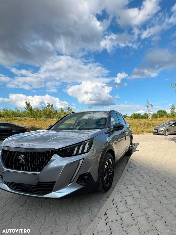 Peugeot 2008 1.2 PureTech EAT8 STT GT - 2