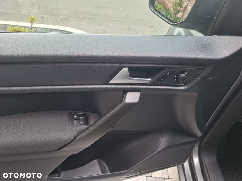 Volkswagen Caddy 2.0 TDI Comfortline - 16