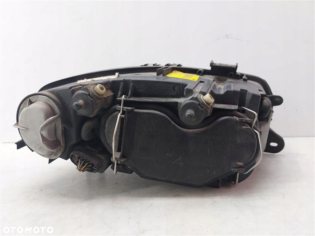 Reflektor lampa przód lewa Alfa Romeo GT 2003-2010 60681584 0301186225 - 3