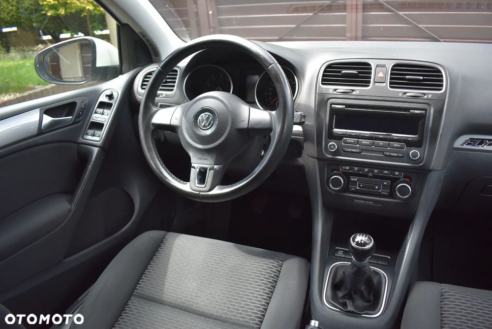 Volkswagen Golf 1.2 TSI BMT Trendline - 18