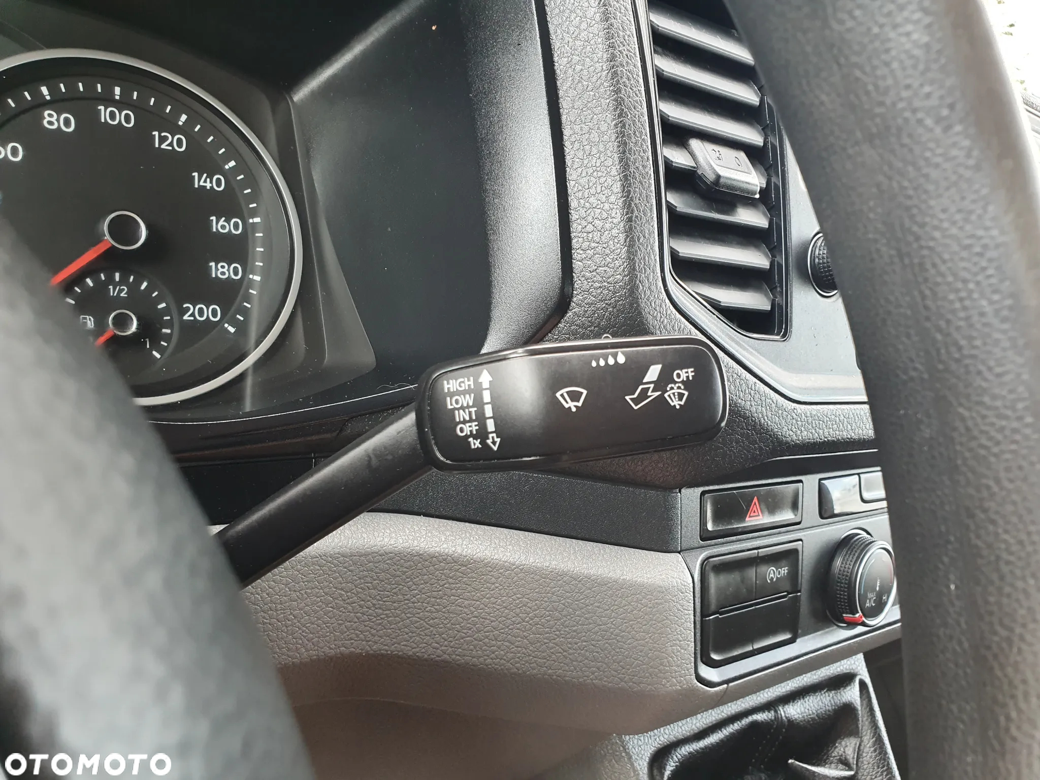 Volkswagen CRAFTER - 25