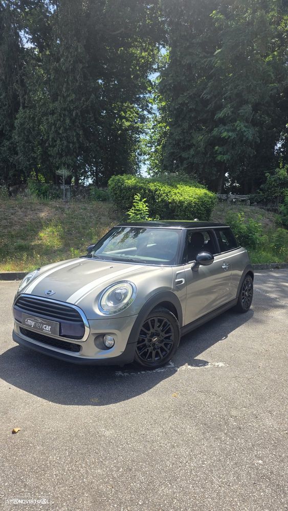 MINI 3 Portas Cooper Essential - 3