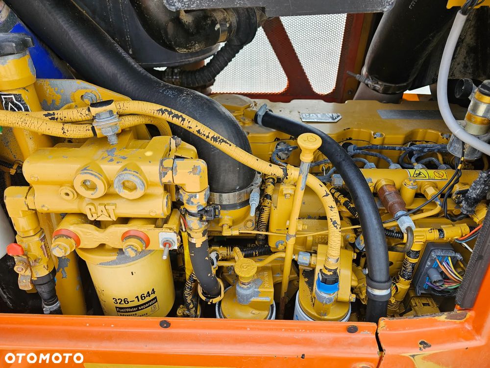 Caterpillar D6K XL, 2011 ROK, ZRYWAK - 23