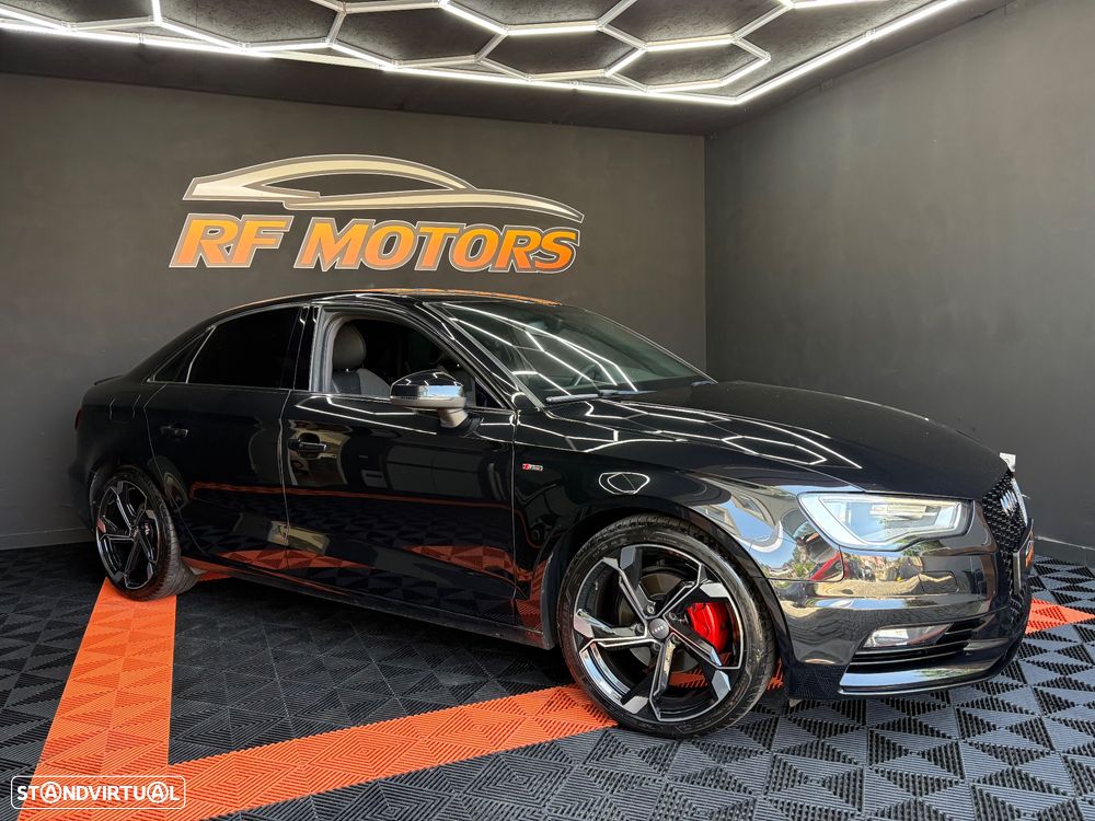 Audi A3 Limousine 2.0 TDI S line Sport Pack - 21
