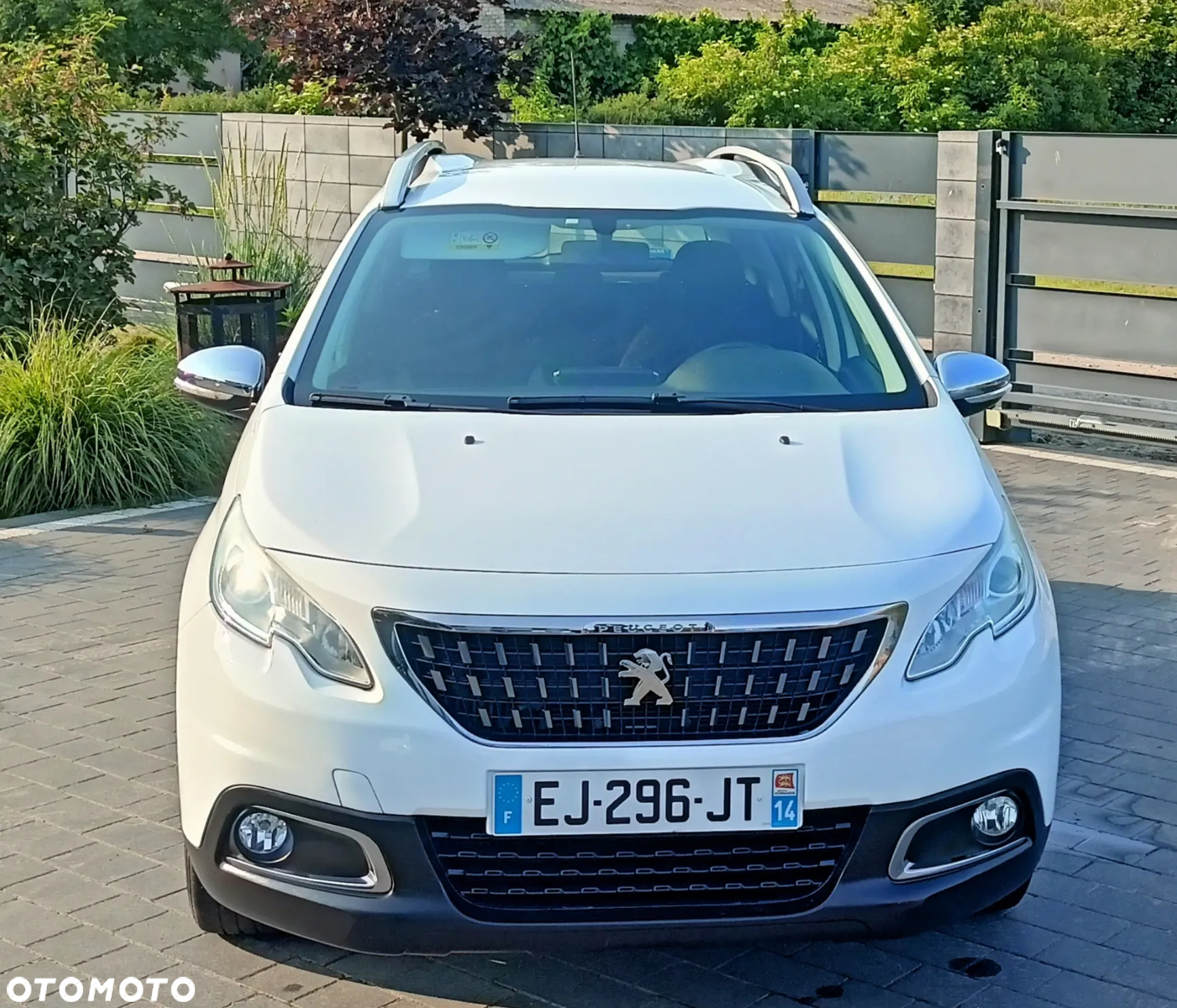 Peugeot 2008 1.2 Pure Tech Style S&S - 14