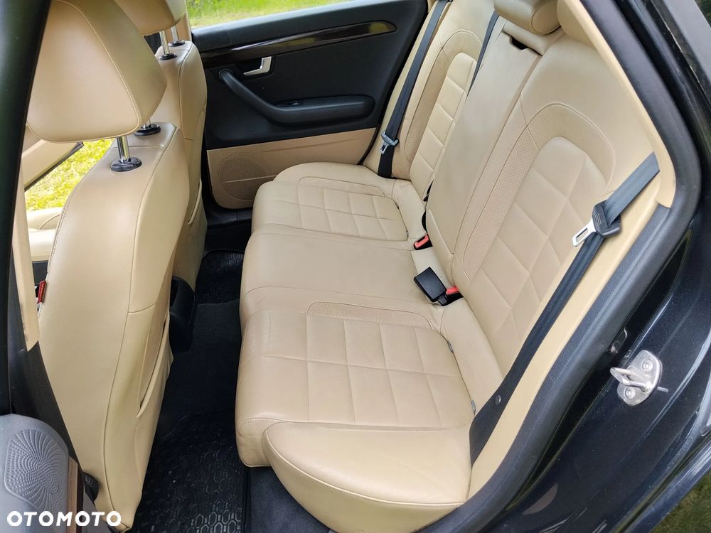 Seat Exeo 2.0 TDI DPF Style - 26