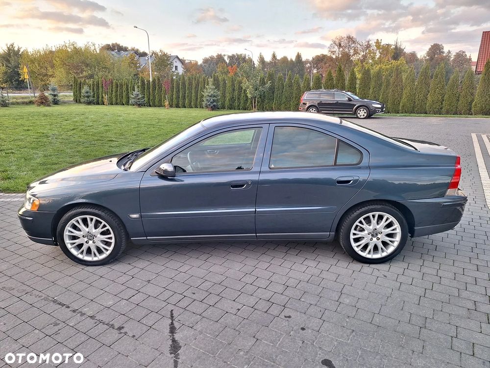 Volvo S60 2.4 Momentum - 17