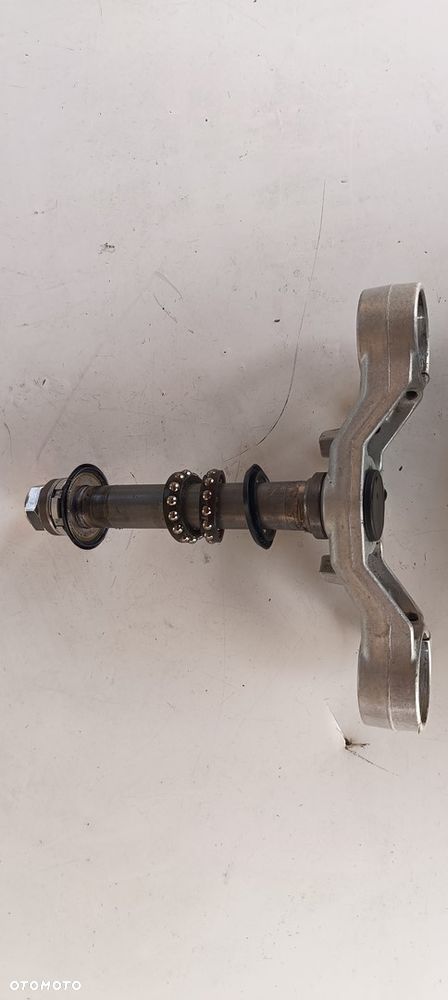 YAMAHA FZ1 PÓŁKA DOLNA NAKĘTKA SZTYCA 2006-2014 - 2