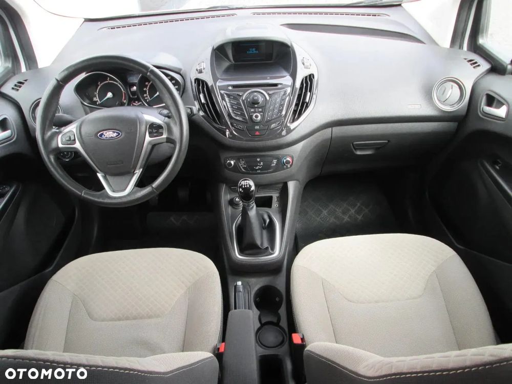 Ford Tourneo Courier 1.5 TDCi Ambiente - 10