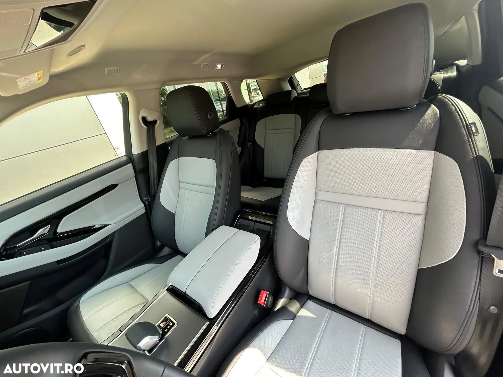 Land Rover Range Rover Evoque - 9