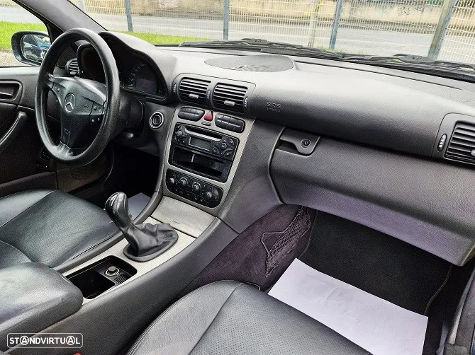 Mercedes-Benz C 220 CDi Sport Coupé Evolution - 17
