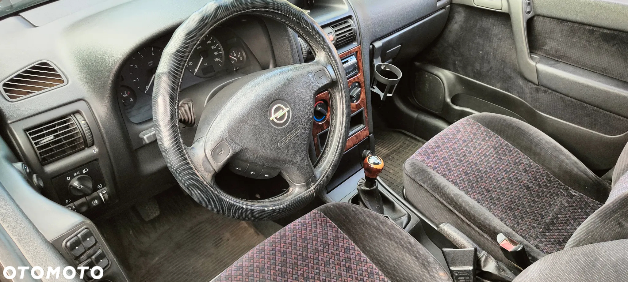 Opel Astra 1.6 - 5