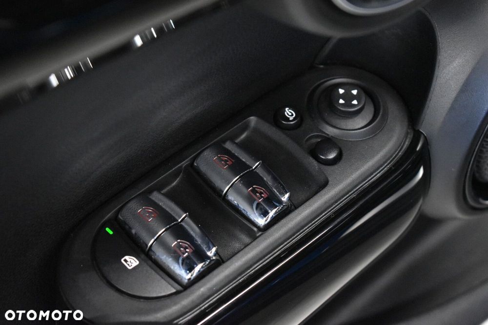 MINI Cooper - 8