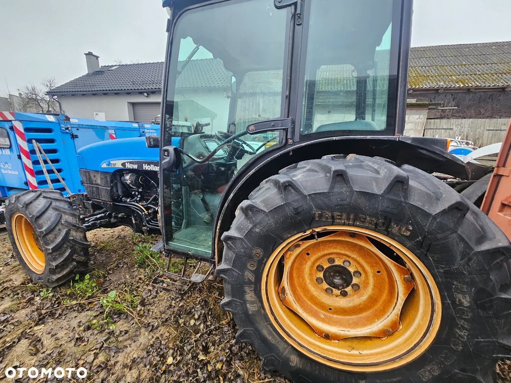 New Holland U2D6 ( w dokumentach) , model handlowy TN 85 FA - 31