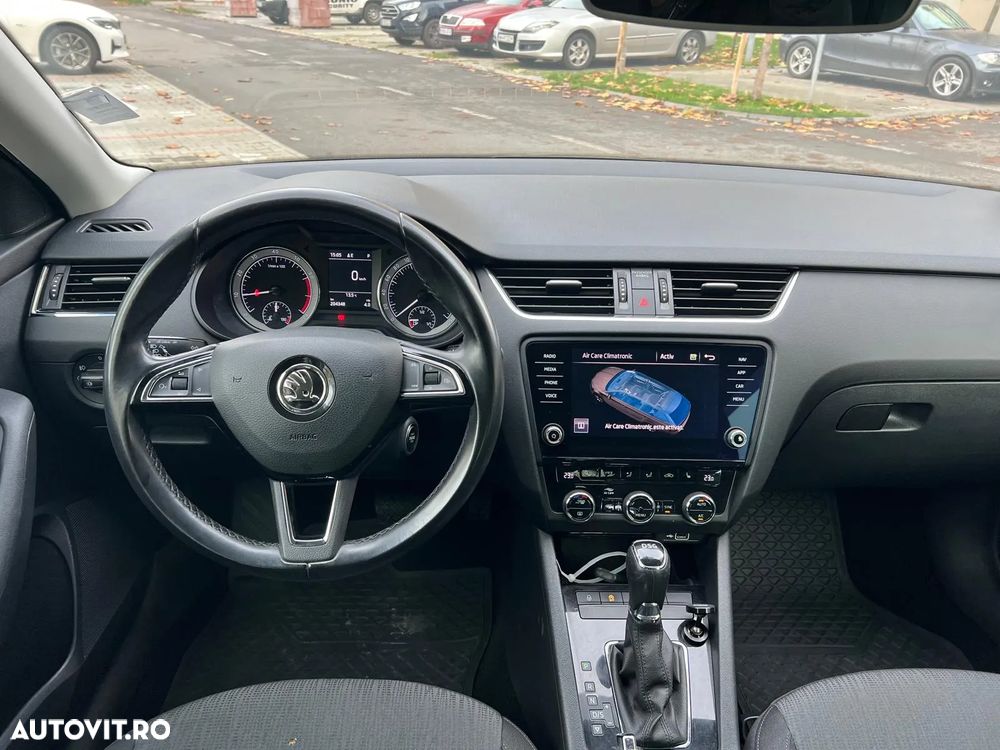 Skoda Octavia 1.5 TSI ACT DSG Clever - 6