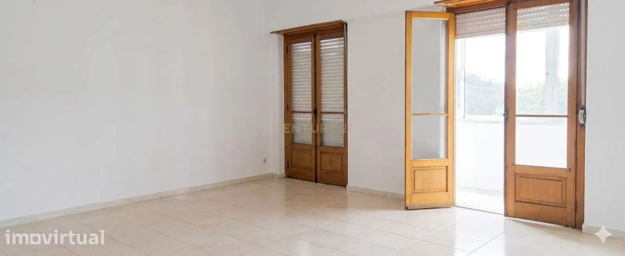 T4 transformado em T3 | Luminosidade, conforto e localização privilegi - Grande imagem: 2/9